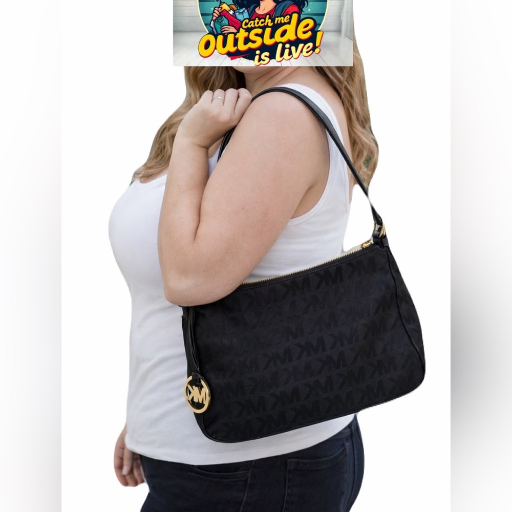 Michael Kors Jet Set Signature Shoulder Bag - Picture 9 of 9
